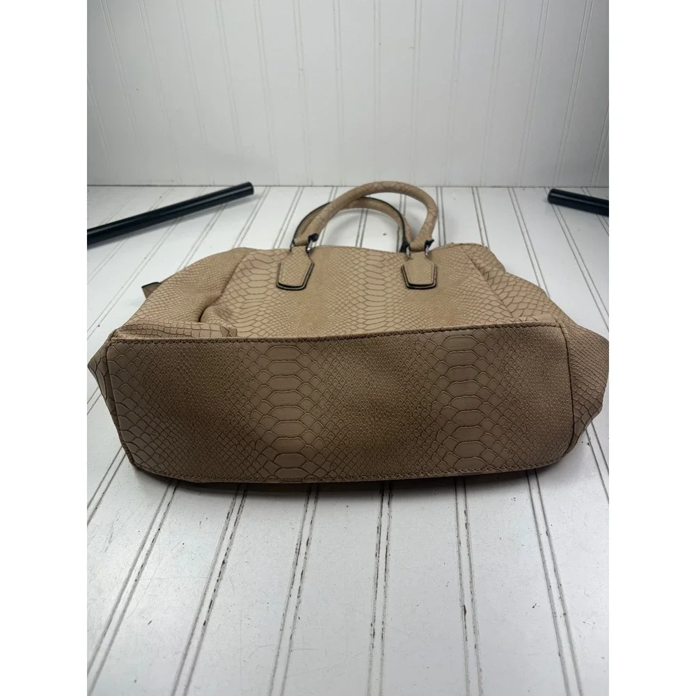Guess Vintage Y2K Beige Snakeskin Embossed Satchel Shoulder Bag Purse
